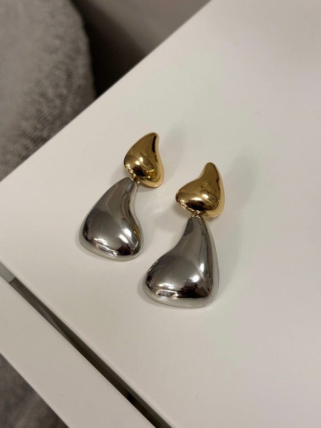 GIRO SILVER EARRINGS