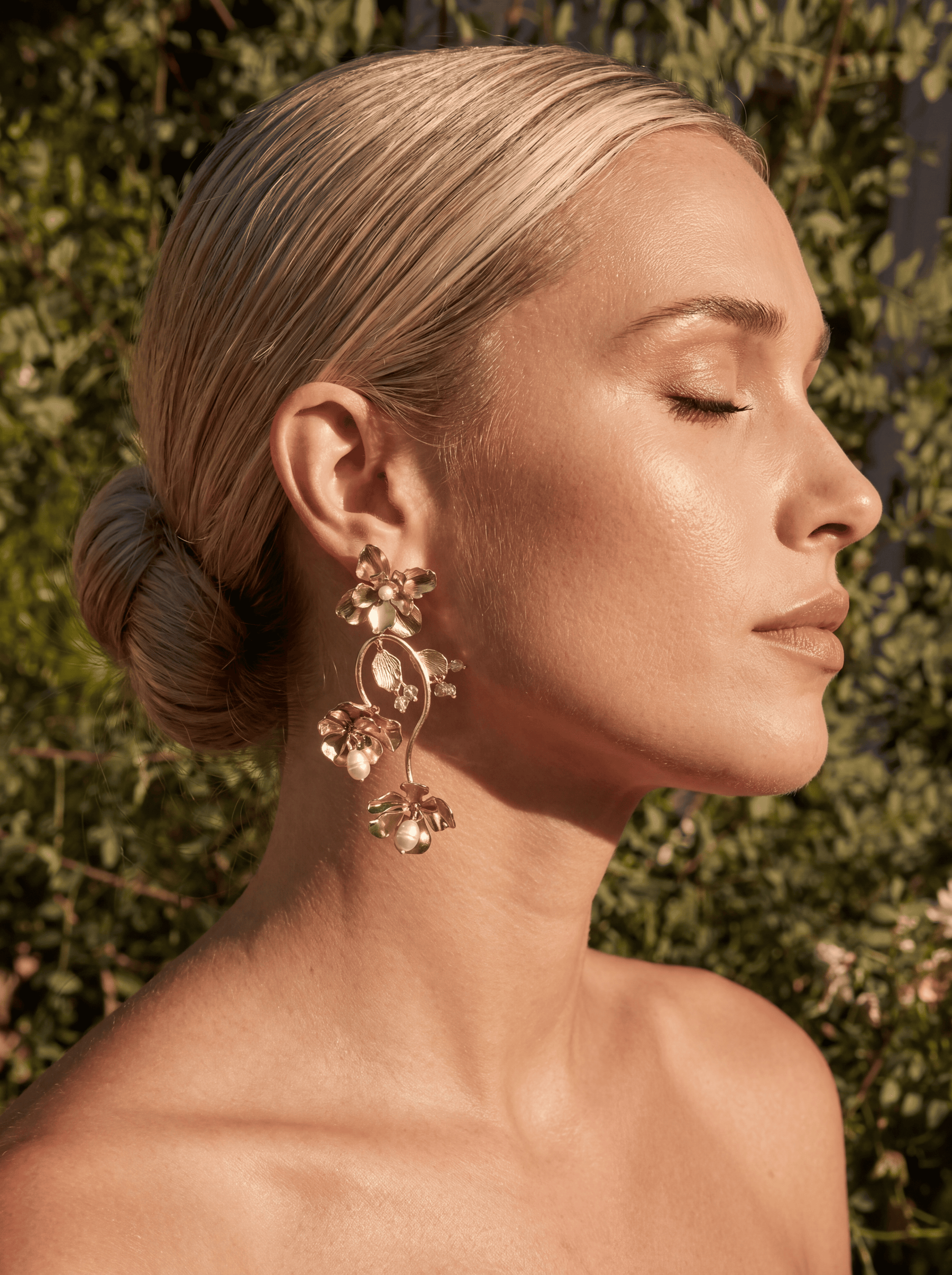 GAILA GOLD EARRINGS